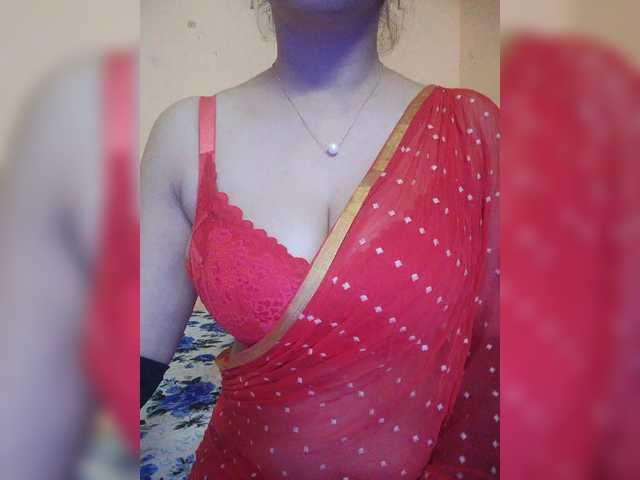 ms-anika's BongaCams show and profile