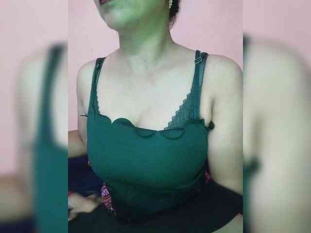ms-anika webcam