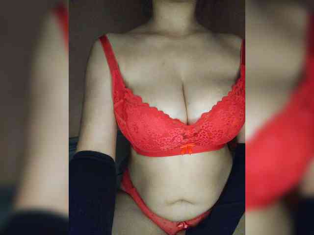 ms-anika Live Webcam on BongaCams