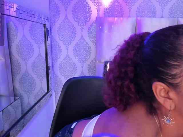 BellaDawn webcam