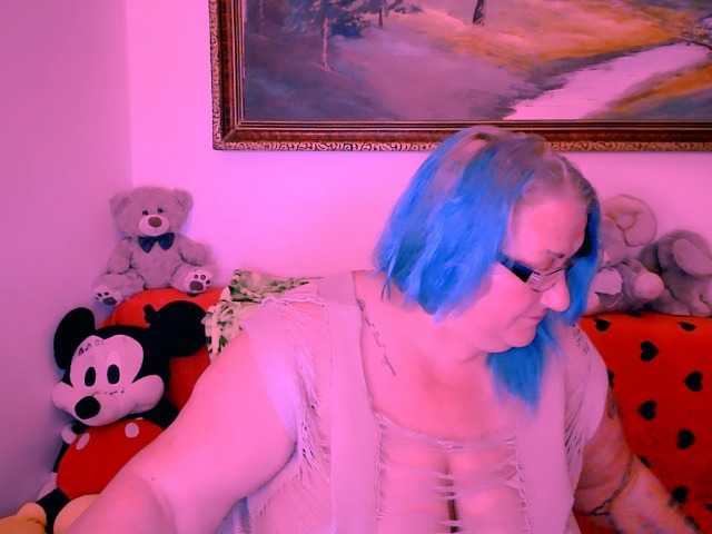 MarryBigBoobs1 webcam