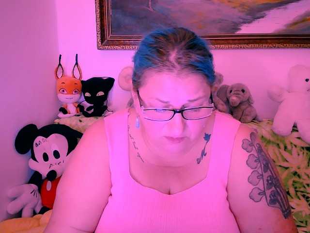 Preview of marrybigboobs1