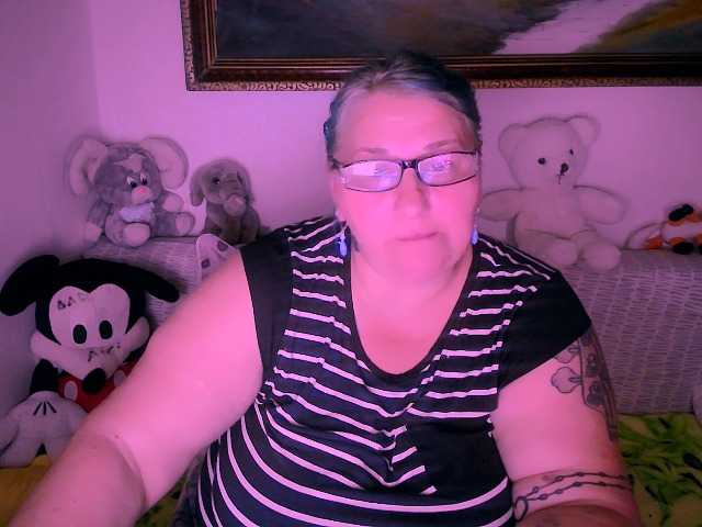 MarryBigBoobs1 webcam