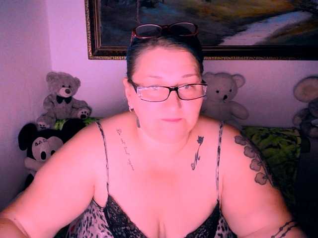 Preview of marrybigboobs1
