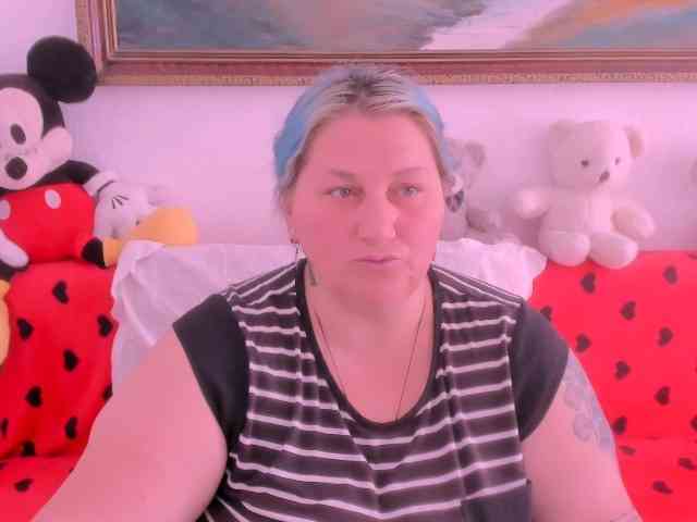 Marryaxx webcam