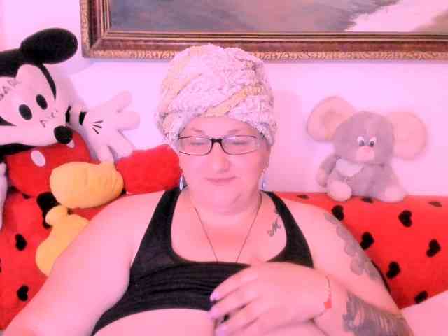 Marryaxx webcam