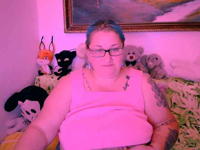 MarryBigBoobs1 webcam