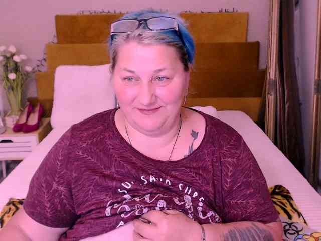 Marryaxx webcam