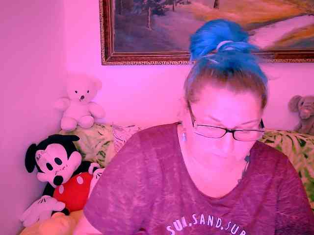 MarryBigBoobs1 webcam