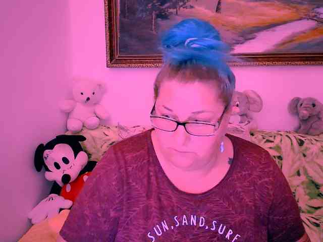 MarryBigBoobs1 webcam