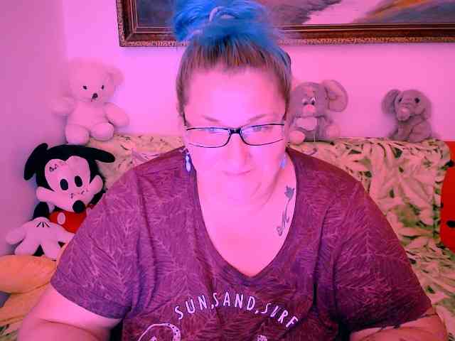 MarryBigBoobs1 webcam