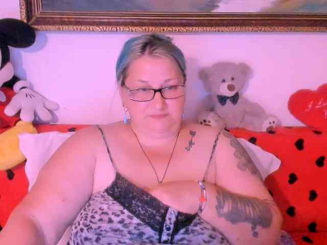 Marryaxx webcam