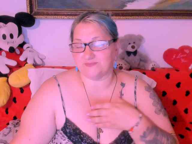 Marryaxx webcam