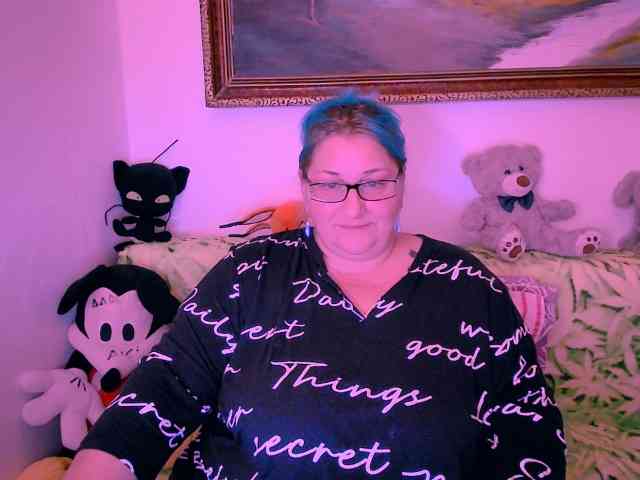 MarryBigBoobs1 webcam