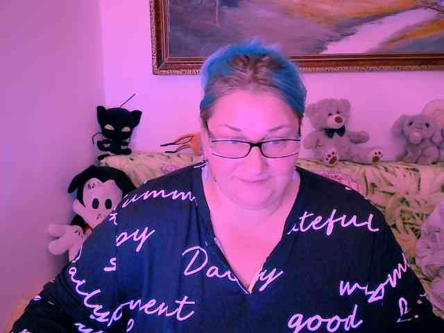 MarryBigBoobs1 webcam