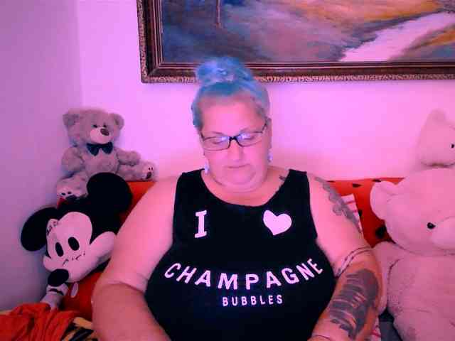 Marryaxx webcam