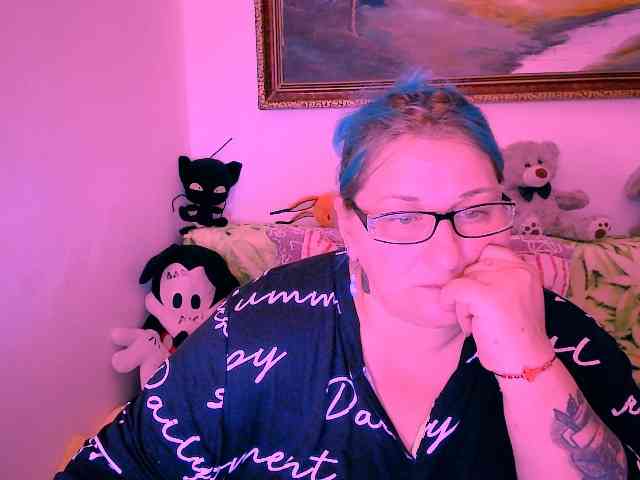 MarryBigBoobs1 webcam
