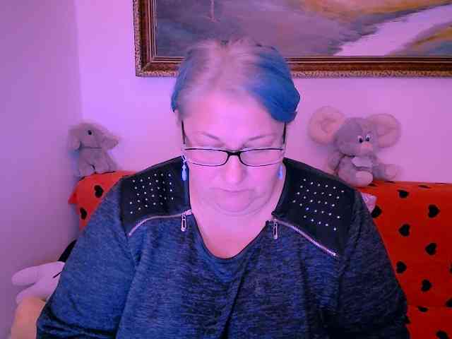 MarryBigBoobs1 webcam