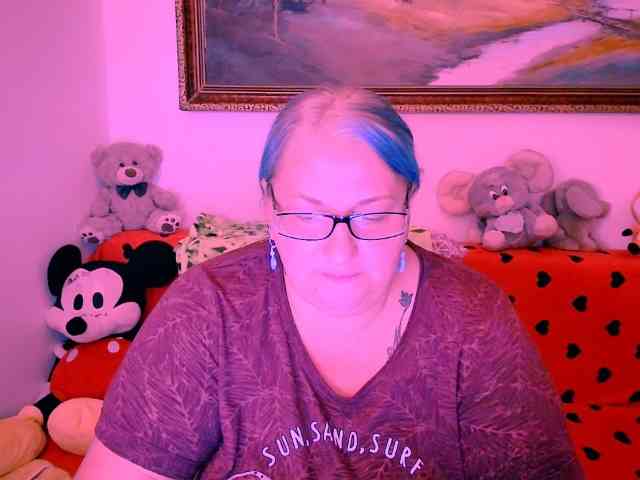 MarryBigBoobs1 webcam