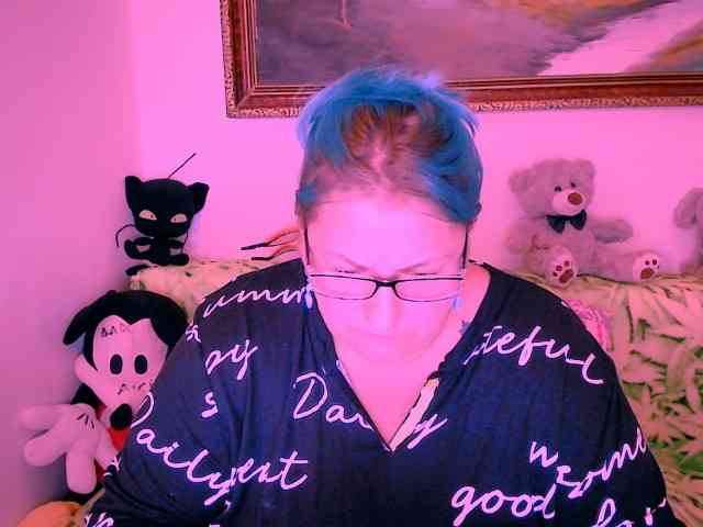 MarryBigBoobs1 webcam