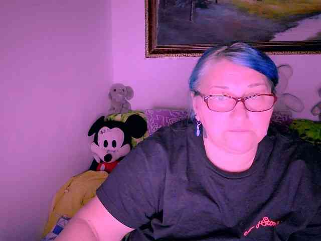 MarryBigBoobs1 webcam