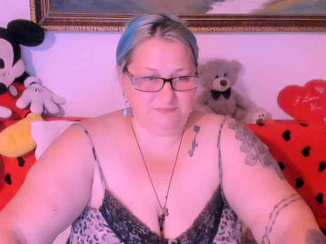Marryaxx webcam