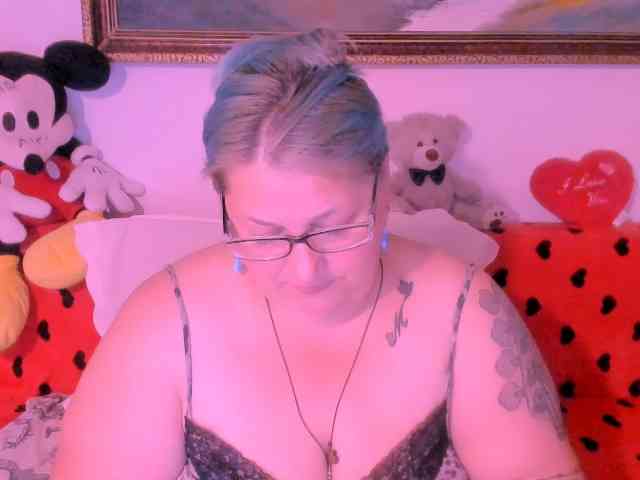 Marryaxx webcam