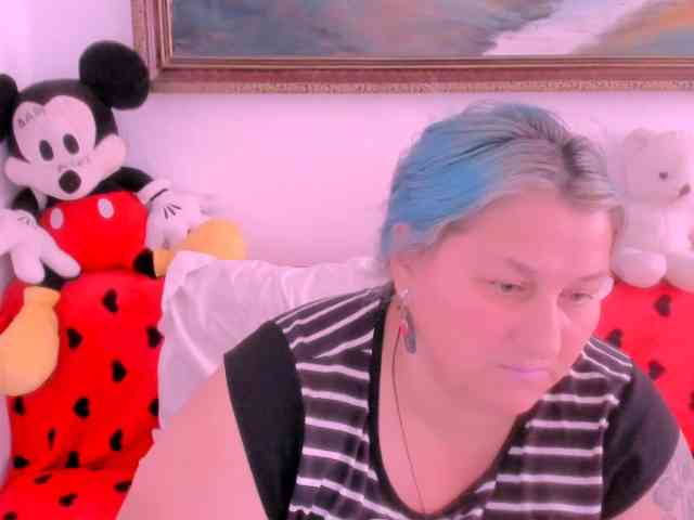 Marryaxx webcam