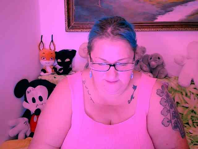 MarryBigBoobs1 webcam