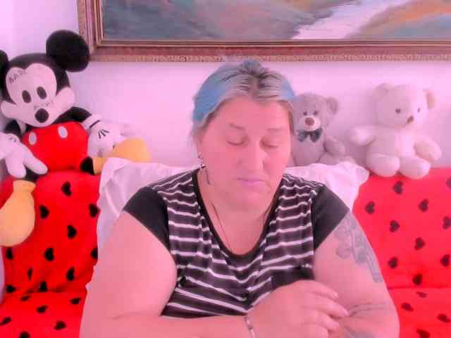 Marryaxx webcam