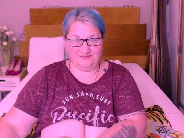 Marryaxx webcam
