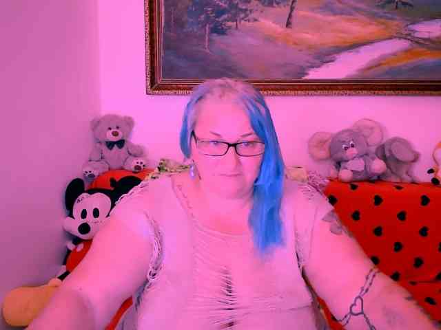 MarryBigBoobs1 webcam