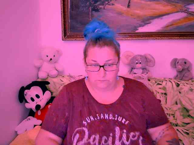 MarryBigBoobs1 webcam
