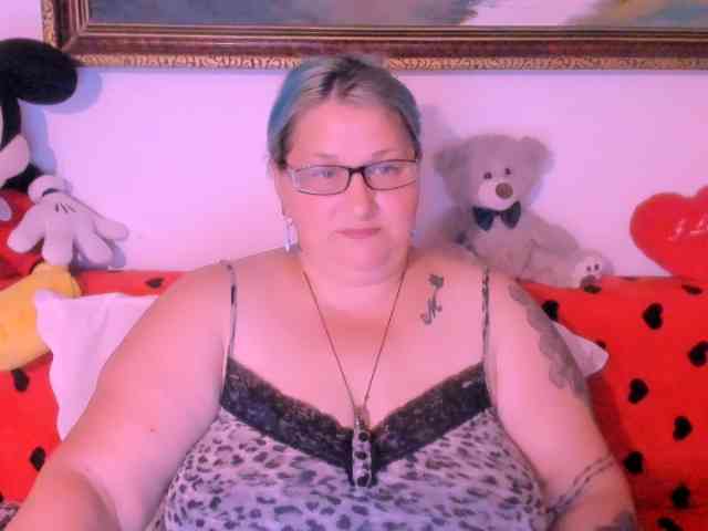 Marryaxx webcam