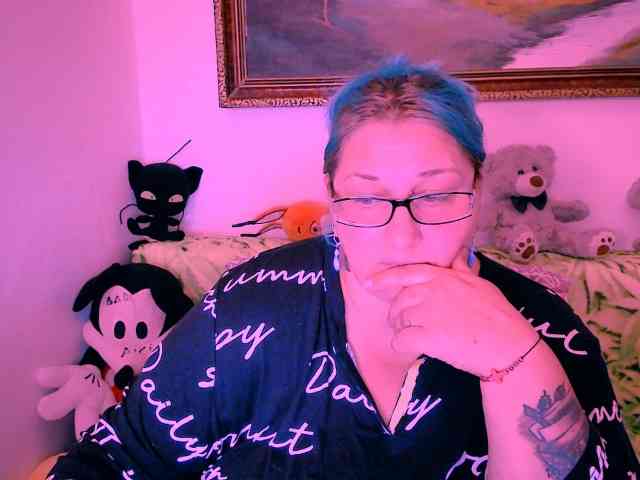 MarryBigBoobs1 webcam