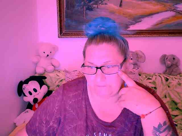 MarryBigBoobs1 webcam