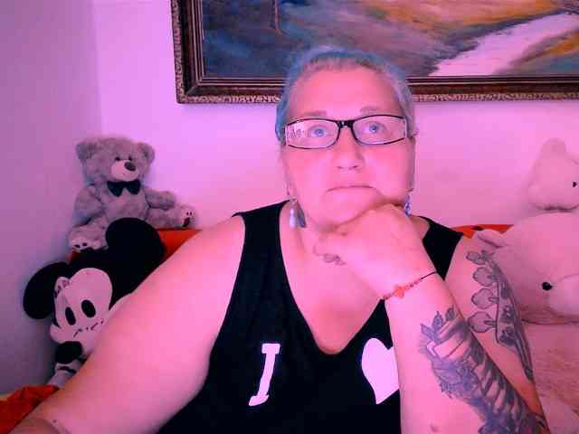 Marryaxx webcam