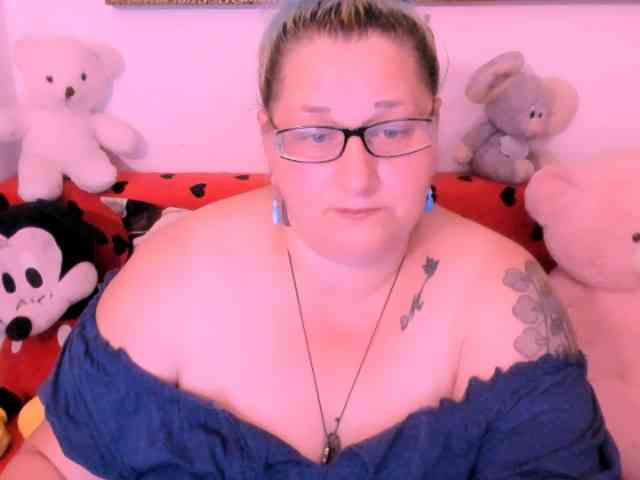 Marryaxx webcam