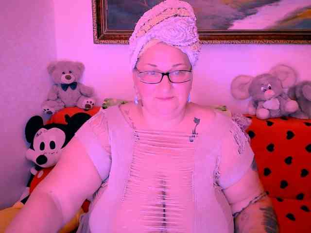 MarryBigBoobs1 webcam