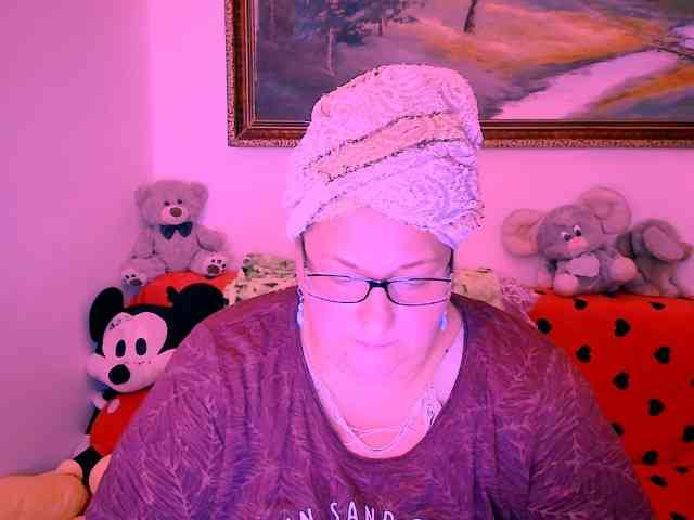 MarryBigBoobs1 webcam