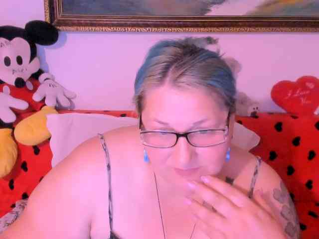 Marryaxx webcam