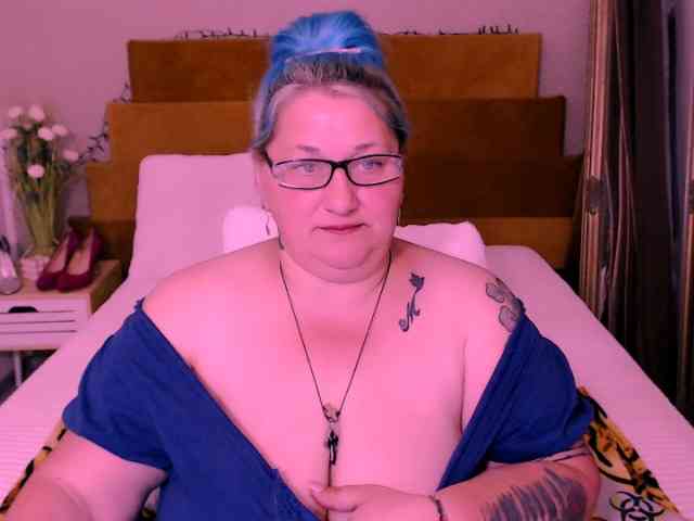 Marryaxx webcam