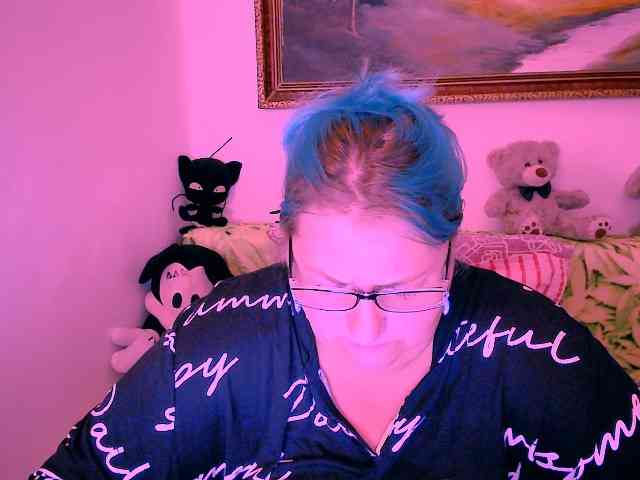 MarryBigBoobs1 webcam