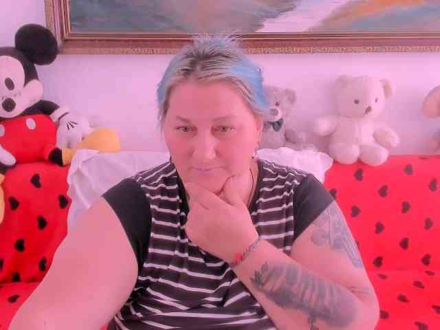 Marryaxx webcam