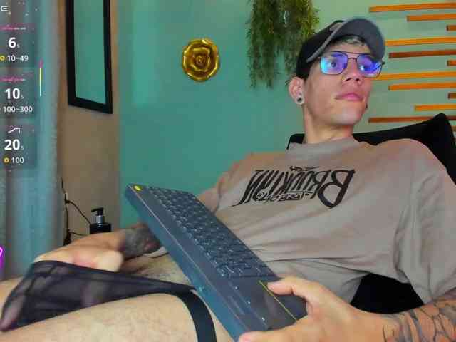 david-huge