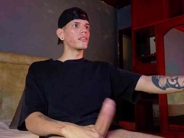 david-huge david-huge