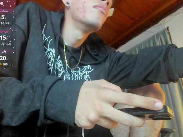 david-huge david-huge