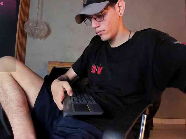 david-huge