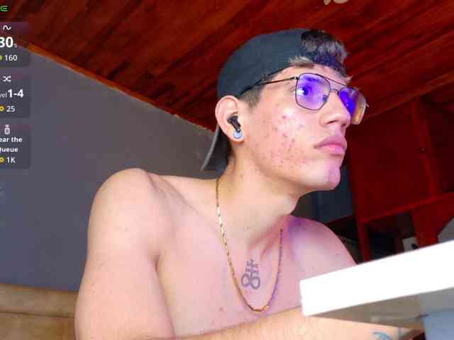 david-huge david-huge