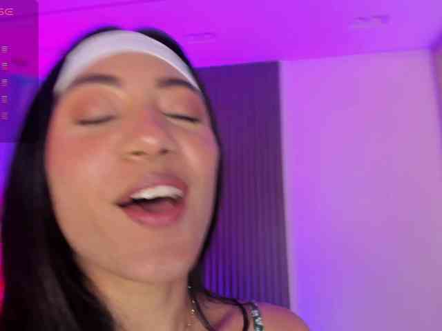 VicttoriaSantini webcam